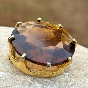 🤎 Vintage Large Root Beer Brown Glass Brooch Pin Gold Tone